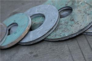 Plug / discus